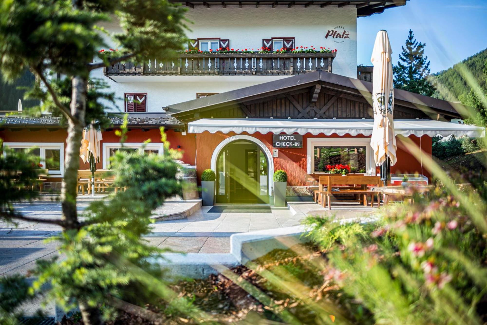 Hotel Platz Ortisei Exterior photo